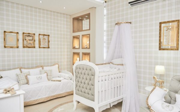 Como escolher o papel de parede perfeito? O papel de parede é o fundo da história que você quer contar no quartinho do bebê