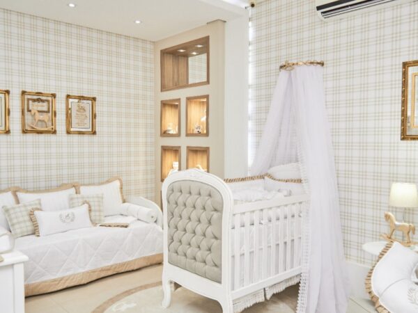 Como escolher o papel de parede perfeito? O papel de parede é o fundo da história que você quer contar no quartinho do bebê