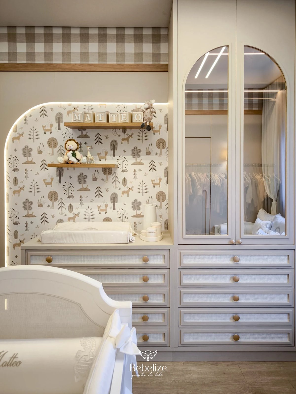 Quarto de bebê completo: o que precisa (linha completa x móveis avulsos)